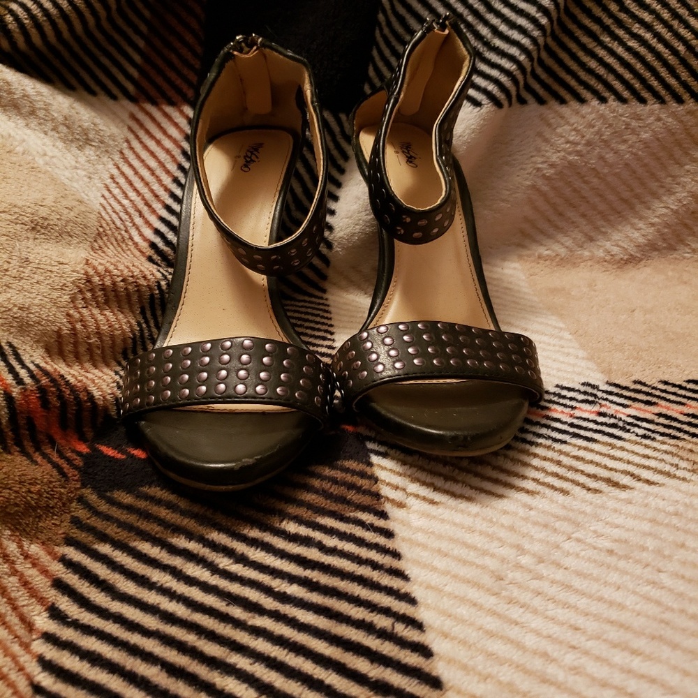 Mossimo Suply Co. Black Studded Heels